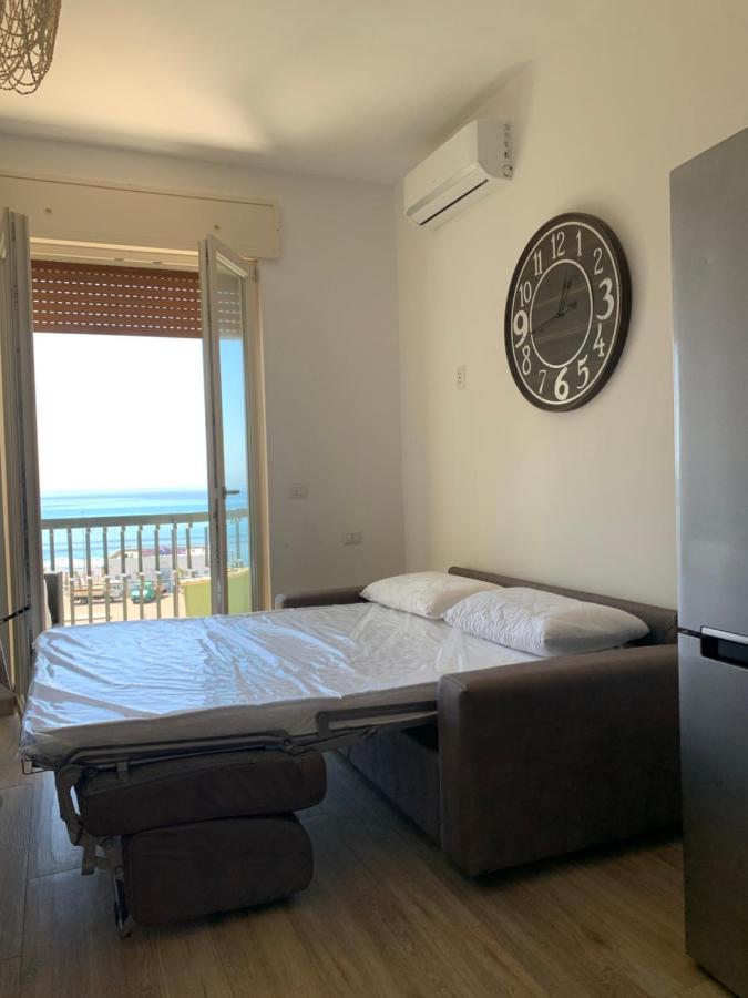 Attico Galilei D. Apartment กัลลีโปลี ภายนอก รูปภาพ